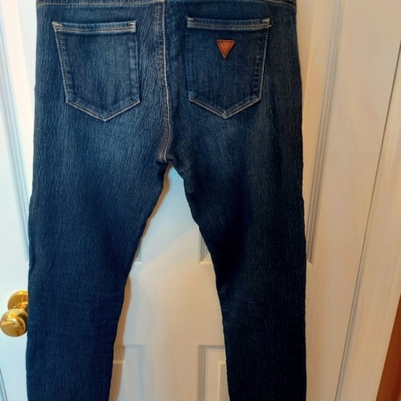 GUESS JEANS Cropped-NEW* ! - Picture 6 of 6